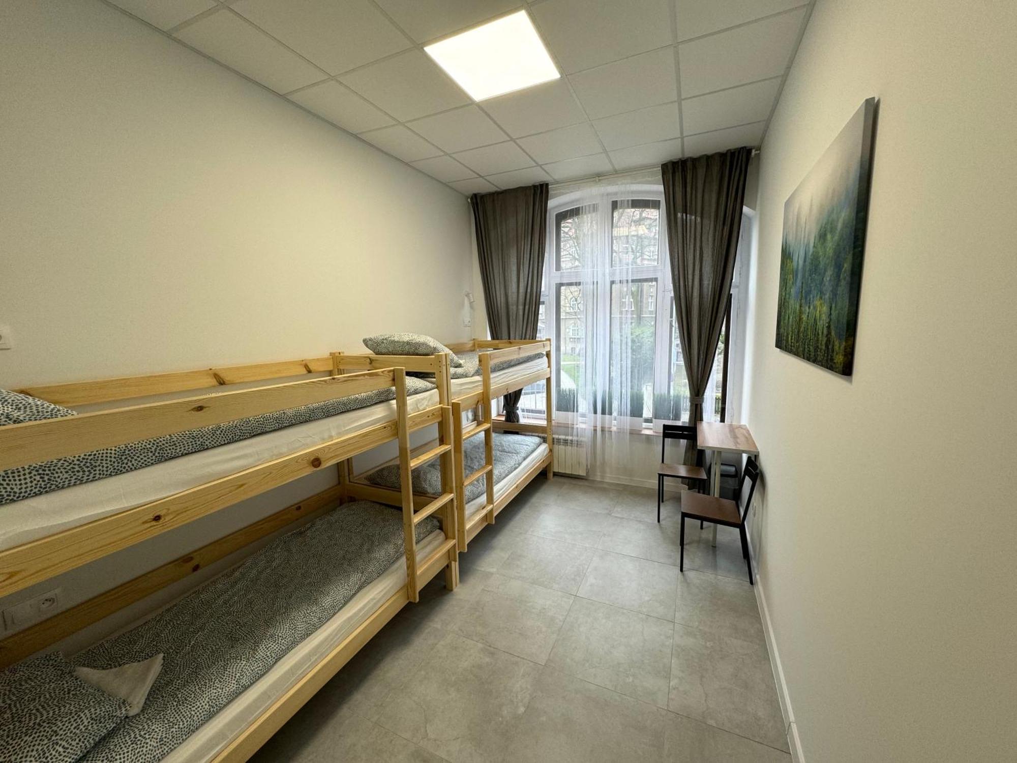 Green Hostel Katowice - 24H Parking Kültér fotó