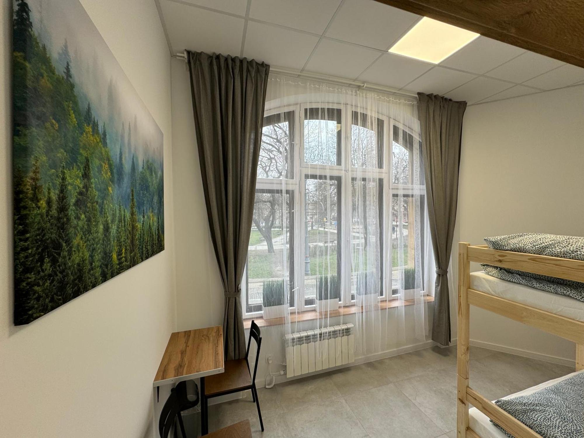 Green Hostel Katowice - 24H Parking Kültér fotó